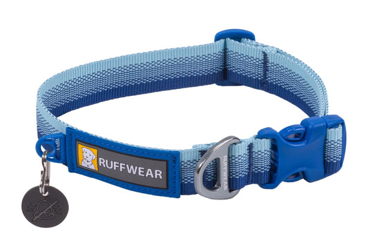 Stock image of the Front Range Collar in Coastal Fade, an everyday collar with a gradient from light to dark, with Ruffwear branding.