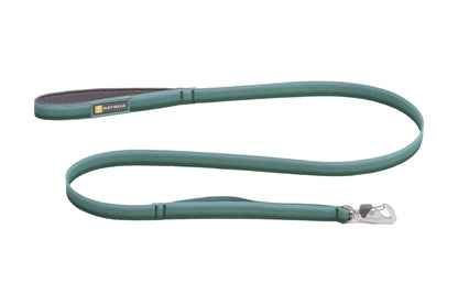 Stock image of the Front Range Lead in River Rock Green, an everyday lead with a fading pattern along the length, against a white background.