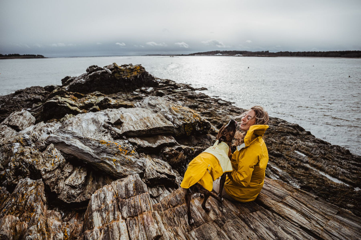 Ruffwear - Sun Shower Jacket *NEW YEAR SALE*VERY LIMITED STOCK ONLY*