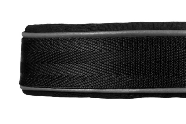 Stock image of the Cruise Collar, showing the details of the webbing, against a white background.