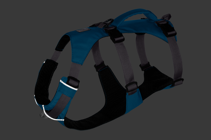 Reflective detailing on the Flagline Harness.